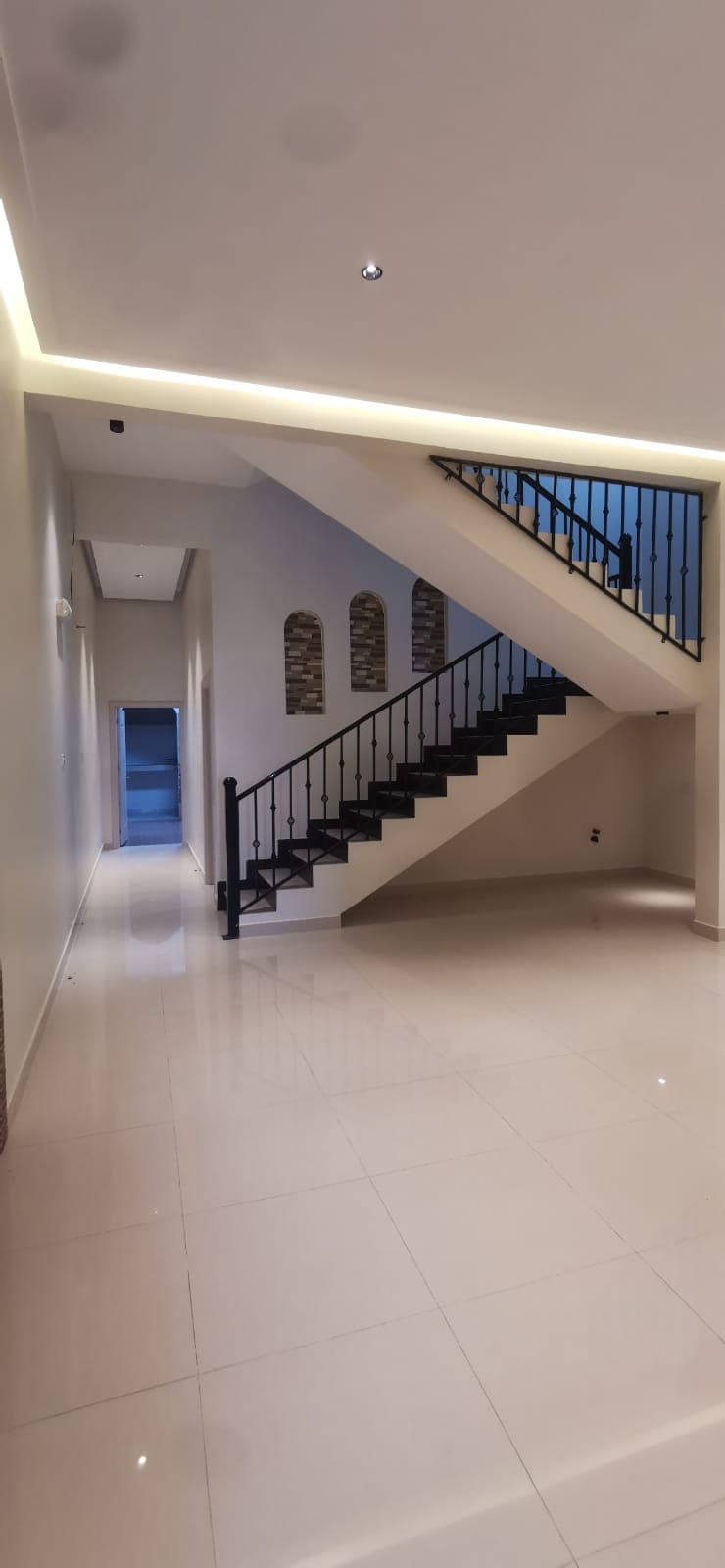 🏡 توين فيلا راقية للبيع في مرتفعات العوابي (بوشر) — 4